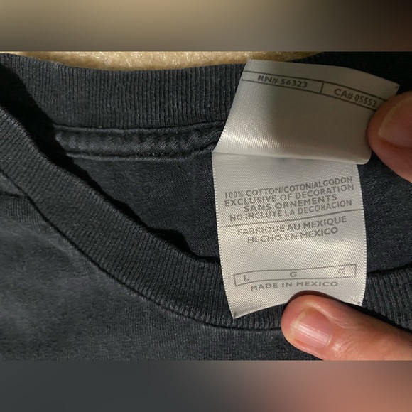 Vintage NIKE Long Sleeve T-Shirt Size Large, “Get Out” in the world & live life! - Picture 7 of 8